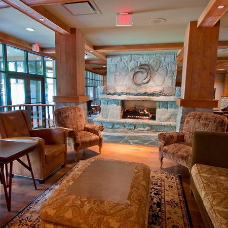 First Tracks Lodge Whistler Exterior foto